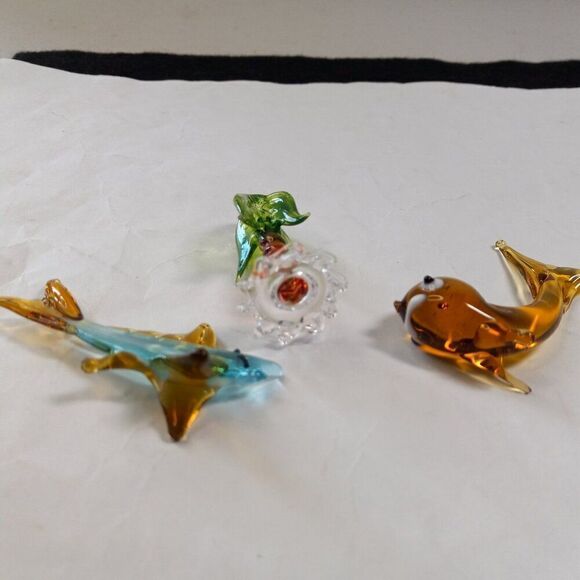 Minature blown glass figurines Two Fish and Palm Tree Cottagecore… - Picture 4 of 9
